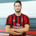 Çalhanoğlu Milan'ı kurtardı